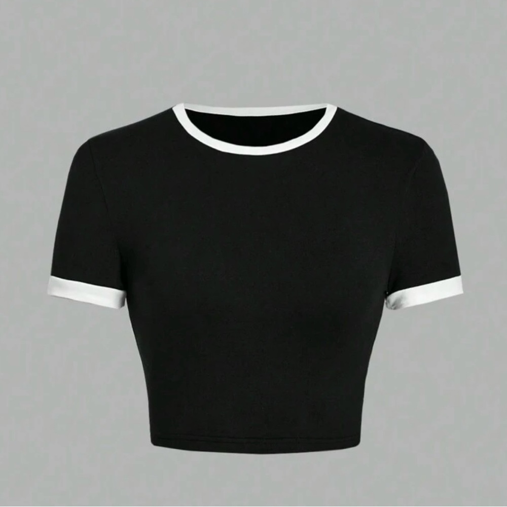 SHEIN Black and White Women's Crop Top